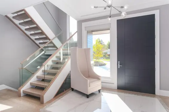 4090 Sunnycrest Drive, North Vancouver For Sale - image 5