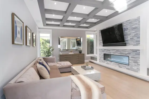 4090 Sunnycrest Drive, North Vancouver For Sale - image 6