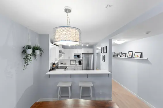 304 137 West 17th Street, North Vancouver For Sale - image 6