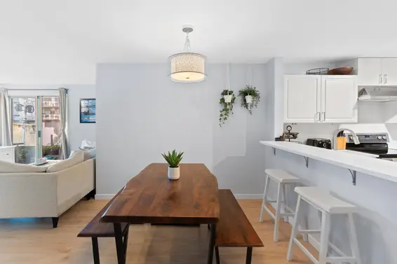 304 137 West 17th Street, North Vancouver For Sale - image 8