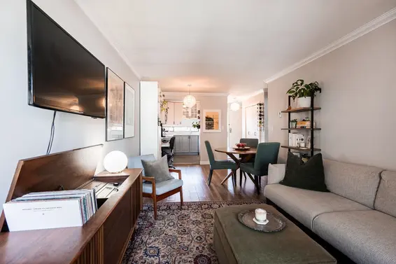 312 140 East 4th Street, North Vancouver For Sale - image 3