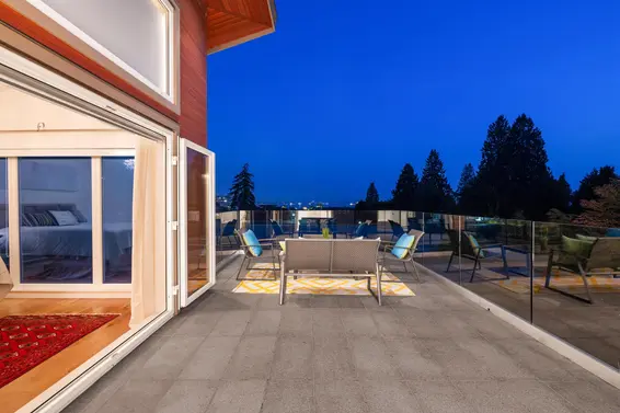 2449 Kings Avenue, West Vancouver For Sale - image 17