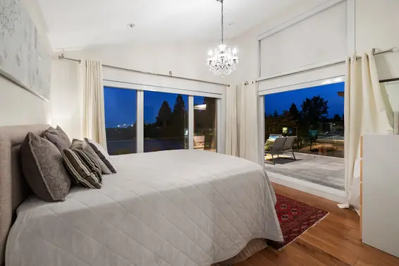 2449 Kings Avenue, West Vancouver For Sale - image 32