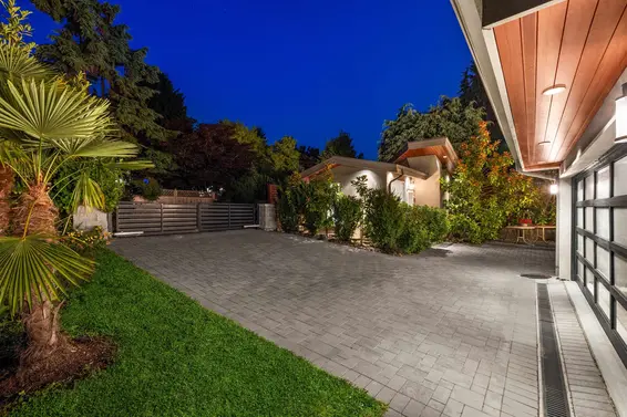 2449 Kings Avenue, West Vancouver For Sale - image 39