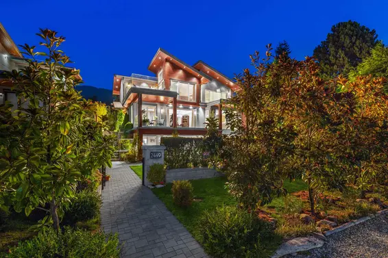 2449 Kings Avenue, West Vancouver For Sale - image 40