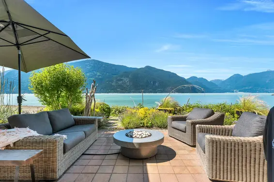 11 Beach Drive, West Vancouver