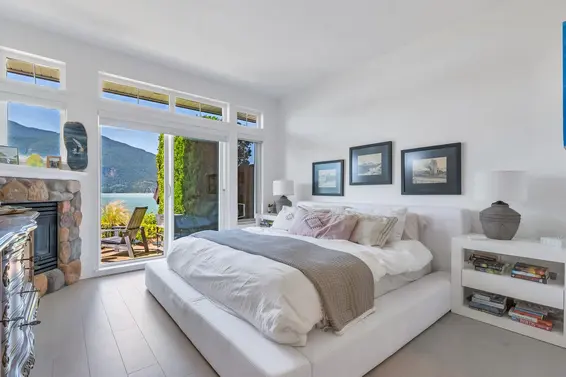 11 Beach Drive, West Vancouver For Sale - image 19