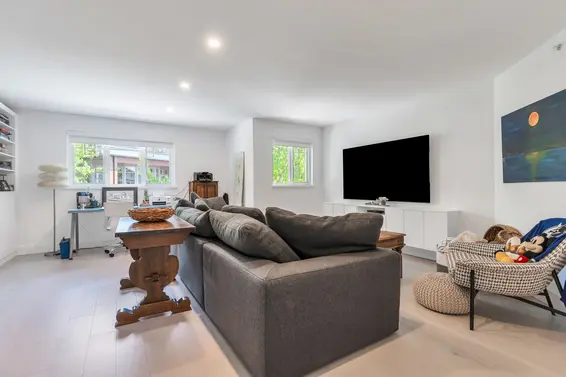 11 Beach Drive, West Vancouver For Sale - image 27