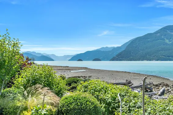 11 Beach Drive, West Vancouver For Sale - image 3