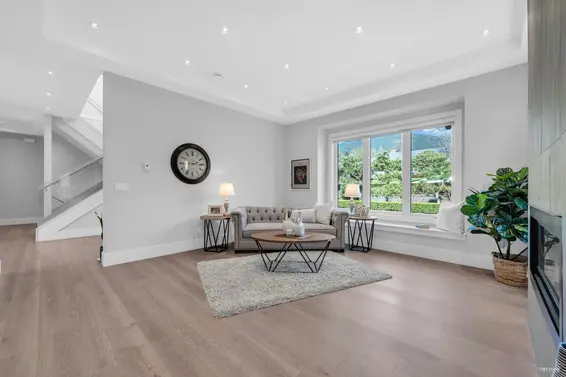 791 Donegal Place, North Vancouver For Sale - image 14