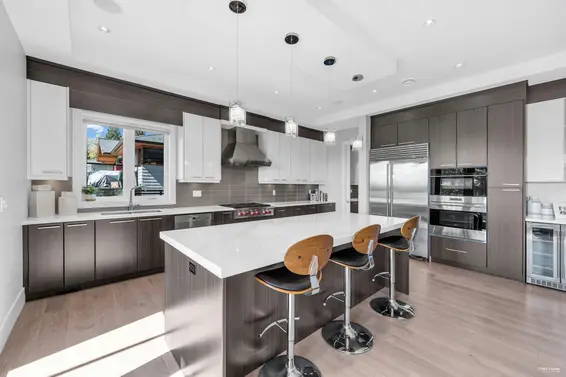 791 Donegal Place, North Vancouver For Sale - image 8