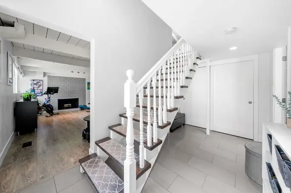 4505 Lions Avenue, North Vancouver For Sale - image 20