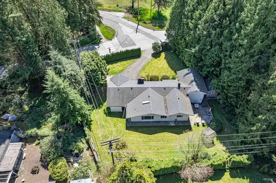 410 Hadden Drive, West Vancouver For Sale - image 9