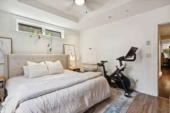 352 East 3rd Street, North Vancouver For Sale - image 16
