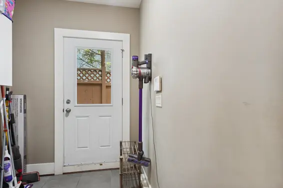 352 East 3rd Street, North Vancouver For Sale - image 25