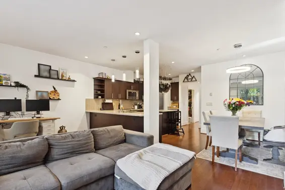 352 East 3rd Street, North Vancouver For Sale - image 4