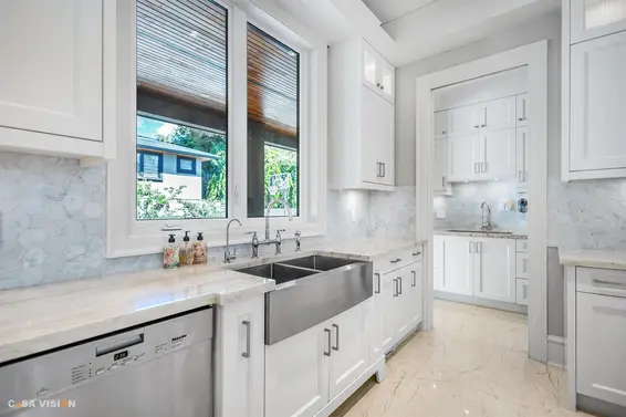 991 Cross Creek Road, West Vancouver For Sale - image 10