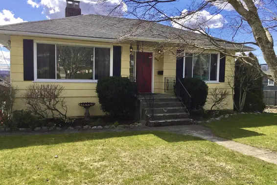 549 East 7Th Street, North Vancouver
