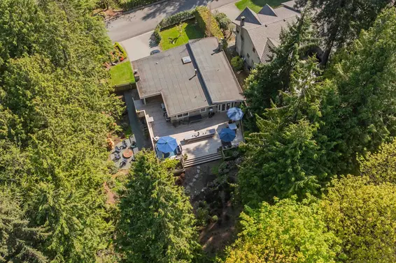 4445 Stone Court, West Vancouver For Sale - image 39