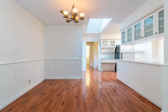 5725 Cranley Drive, West Vancouver For Sale - image 18