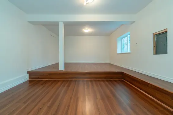 5725 Cranley Drive, West Vancouver For Sale - image 32