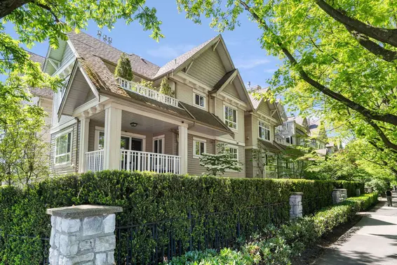 303 365 East 1st Street, North Vancouver For Sale - image 27