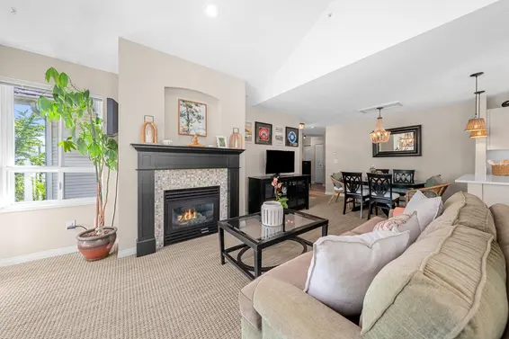 303 365 East 1st Street, North Vancouver For Sale - image 8