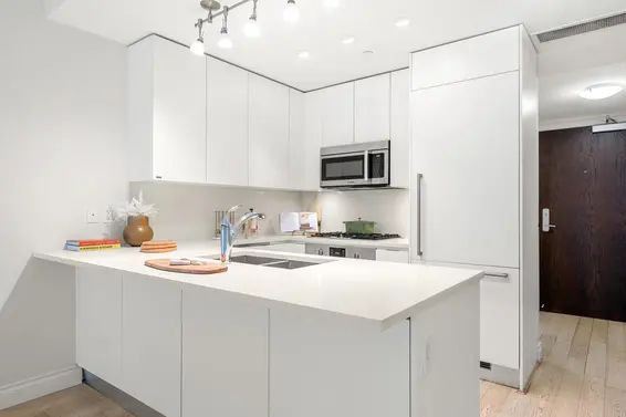 208 199 Victory Ship Way, North Vancouver For Sale - image 12