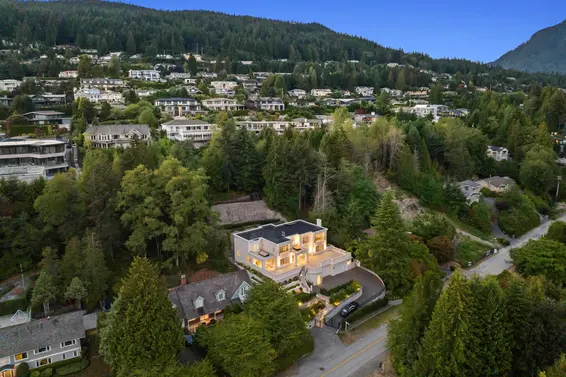 735 St. Andrews Road, West Vancouver For Sale - image 2