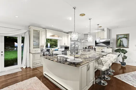 1391 Chartwell Drive, West Vancouver For Sale - image 11