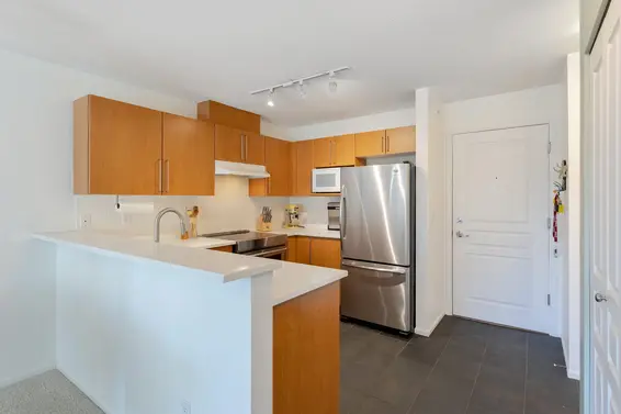 411 1150 East 29th Street, North Vancouver For Sale - image 7