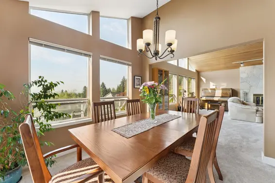 1084 Chamberlain Drive, North Vancouver For Sale - image 8