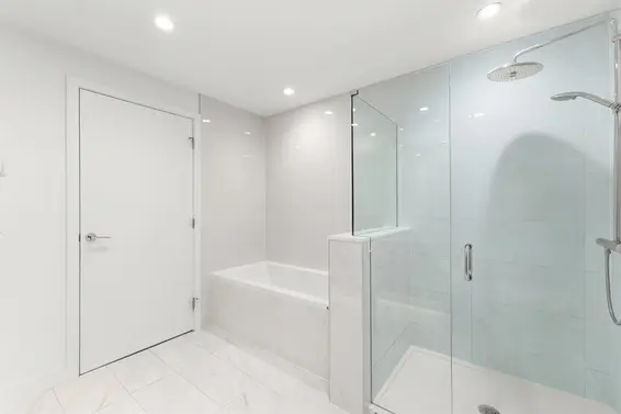 407 733 East 3rd Street, North Vancouver For Sale - image 24