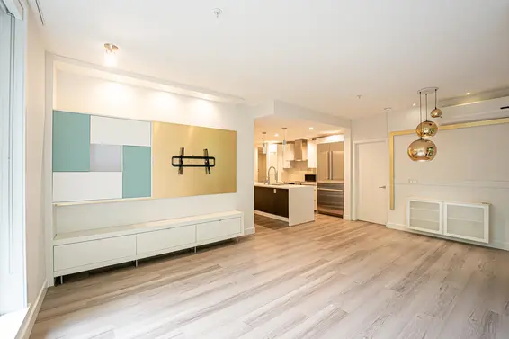 105 733 West 3rd Street, North Vancouver For Sale - image 4