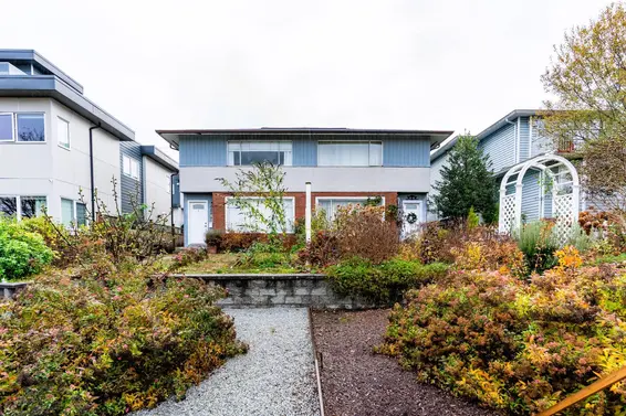 226-228 West 5th Street, North Vancouver For Sale - image 3