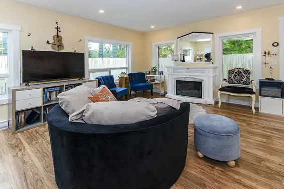 401 Raindance Crescent, West Vancouver For Sale - image 4