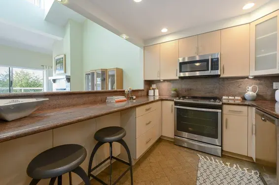 2304 33 Chesterfield Place, North Vancouver For Sale - image 15