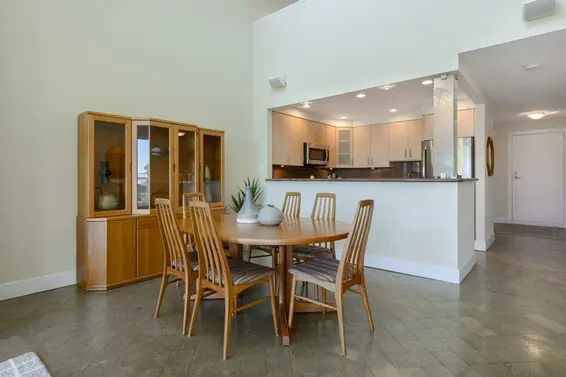 2304 33 Chesterfield Place, North Vancouver For Sale - image 9