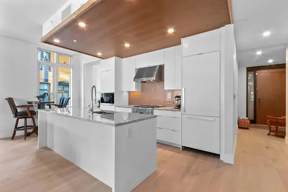 303 6697 Nelson Avenue, West Vancouver For Sale - image 5