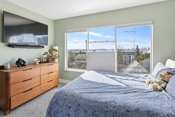 D 225 East 4th Street, North Vancouver For Sale - image 10