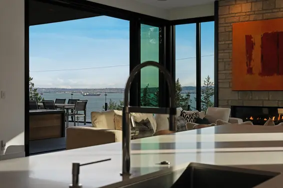 4799 Clovelly Walk, West Vancouver For Sale - image 10