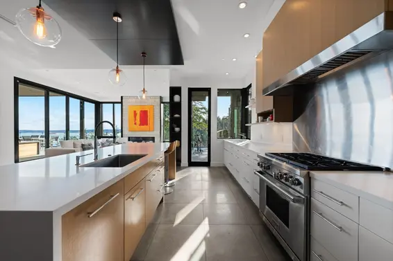 4799 Clovelly Walk, West Vancouver For Sale - image 11