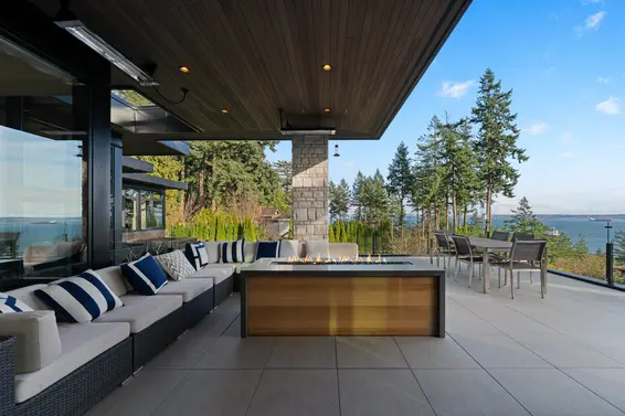 4799 Clovelly Walk, West Vancouver For Sale - image 16