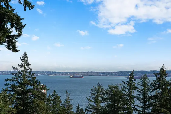 4799 Clovelly Walk, West Vancouver For Sale - image 17