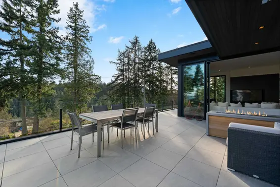 4799 Clovelly Walk, West Vancouver For Sale - image 19