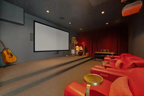 4799 Clovelly Walk, West Vancouver For Sale - image 32