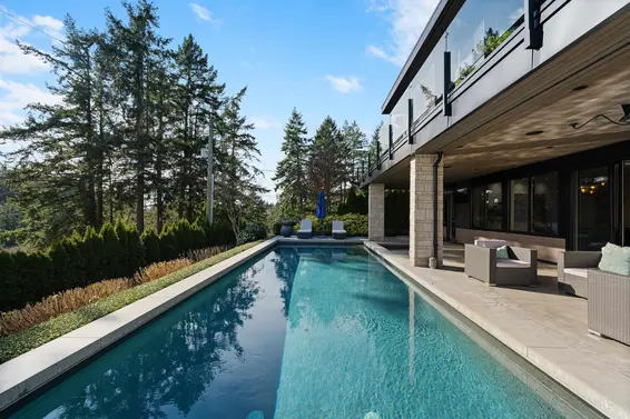 4799 Clovelly Walk, West Vancouver For Sale - image 36