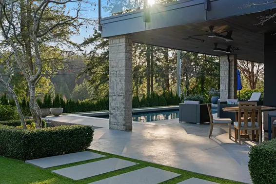 4799 Clovelly Walk, West Vancouver For Sale - image 39