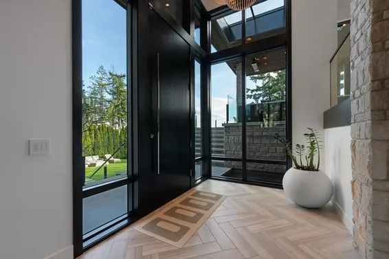 4799 Clovelly Walk, West Vancouver For Sale - image 4