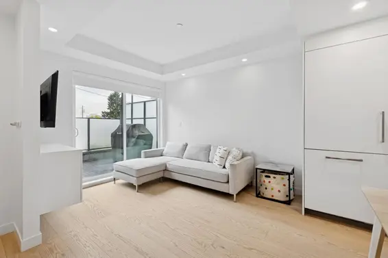 112 650 East 2nd Street, North Vancouver For Sale - image 7